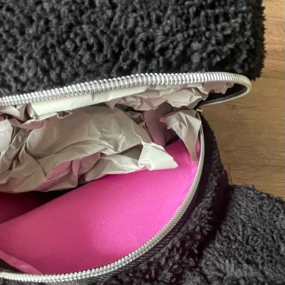 One Left! LOUNGEFLY (Sanrio)-NWT Fluffy Kuromi Mini Backpack - Picture 14 of 15